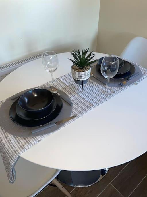 Modern 2 Bedroom Apartment In Derby City Centre Zewnętrze zdjęcie