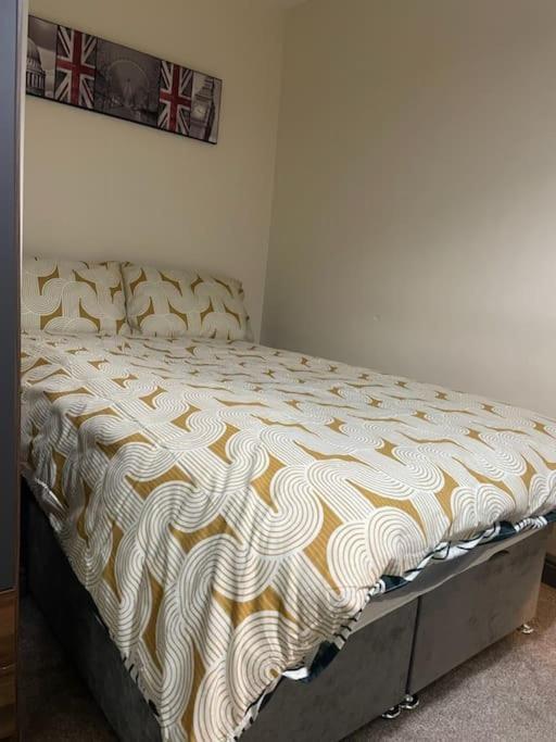 Modern 2 Bedroom Apartment In Derby City Centre Zewnętrze zdjęcie